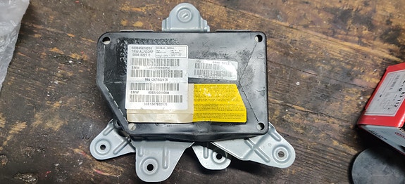BMW E39 pre-facelift taka airbag