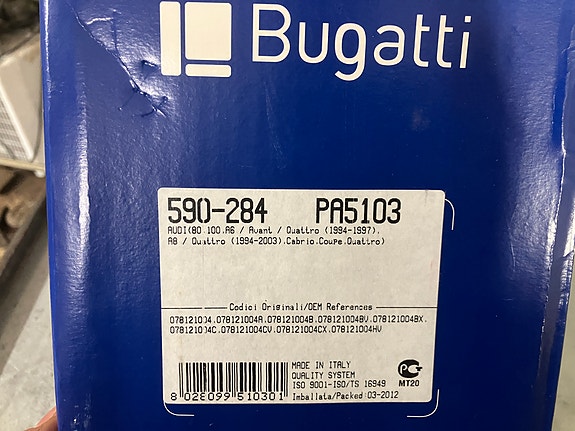 Audi 80/100/A6/A8 2.6/2.8 V6 Vesipumppu 91-95