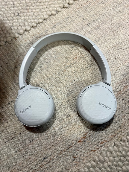 Sony WH-CH510 langattomat Bluetooth-kuulokkeet, harmaa