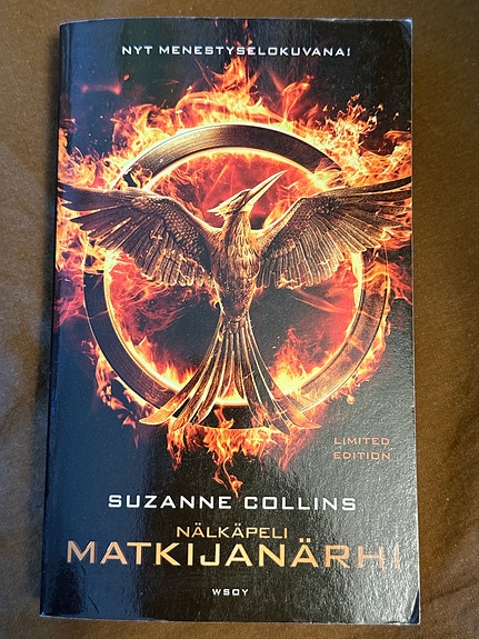 Suzanne Collins - Nälkäpeli Matkijanärhi kirja Limited Edition - sarjan 3. kirja