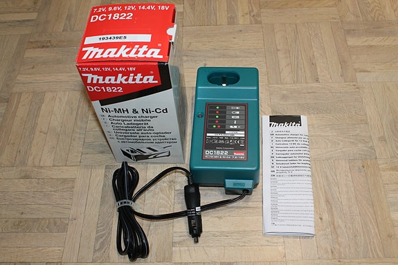 UUSI akkuporakone yms työkalu 12V tupakansytytin liitin Makita auto laturi