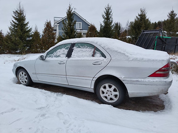 Myydään osina w220 320cdi