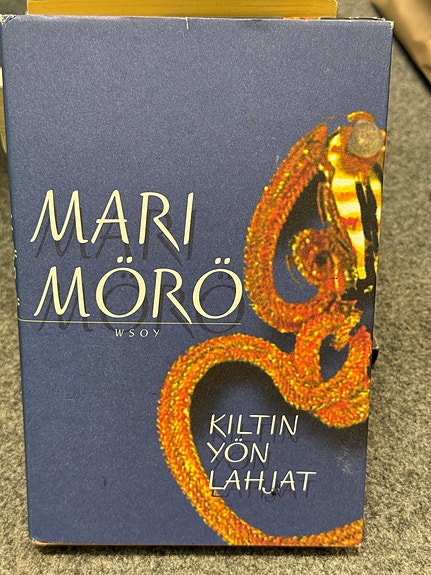 Mari Mörö - Kiltin yön lahjat Kirja