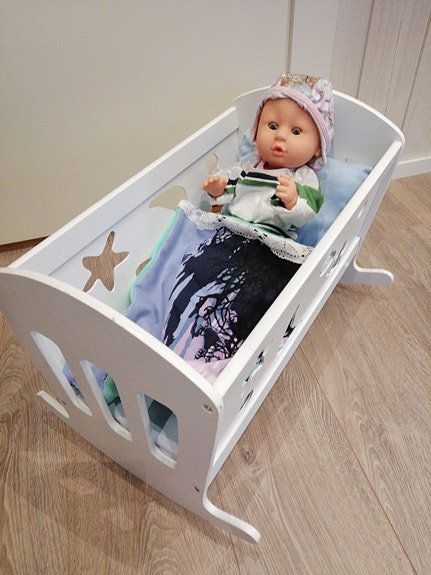 Baby Born nukke ja sänky