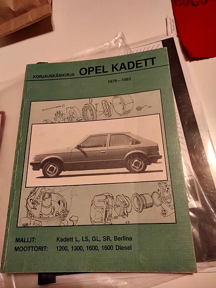 Opel Kadett 1979-1983, voin postittaa