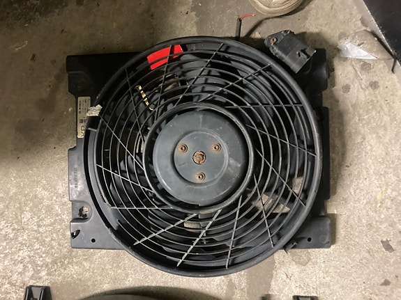 Product image 1 of 7