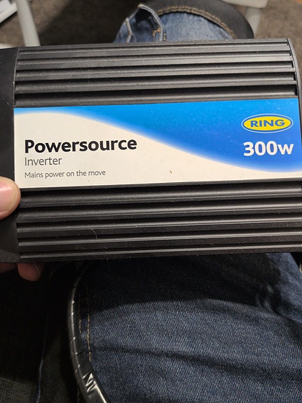 Powersource 300W Invertteri OVH 50€