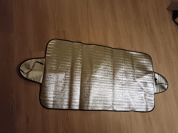 Tuulilasin suojapeite