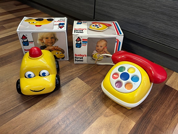 Puhelin ja auto lelut 80-luvulta retro vintage lelu vauvalle