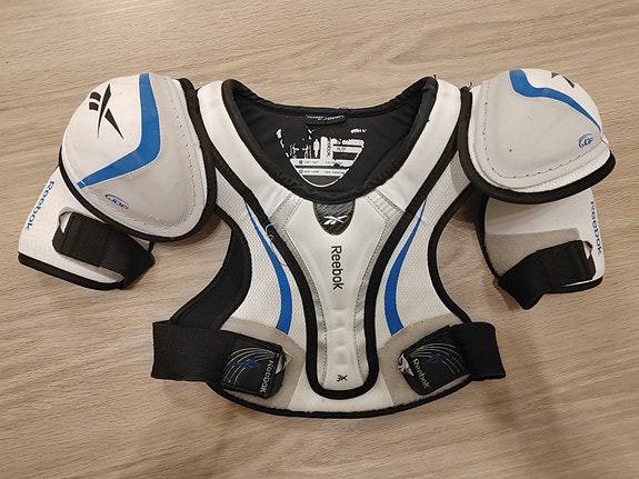 Hartiasuoja Jr S, Jofa /Reebok