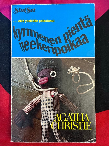 Agatha Christie - Eikä yksikään pelastunut kirja