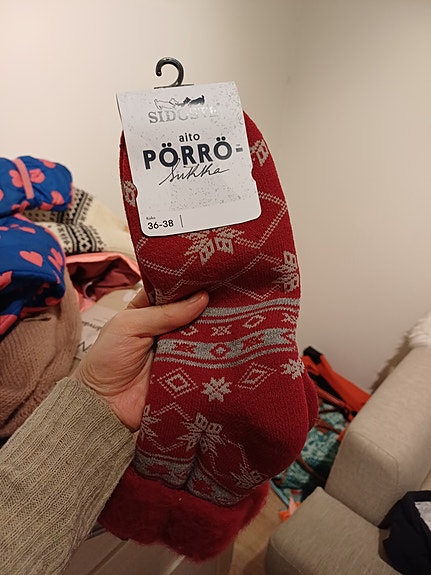 Uudet Sidoste pörrösukat