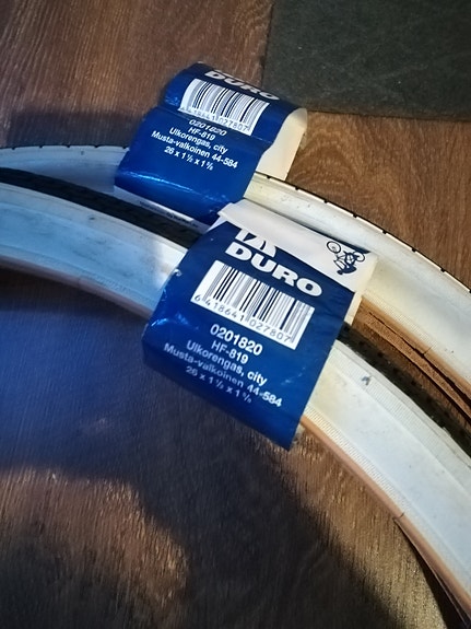 Product image 1 of 2