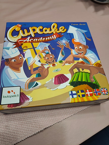 Cupcake Academy -lautapeli