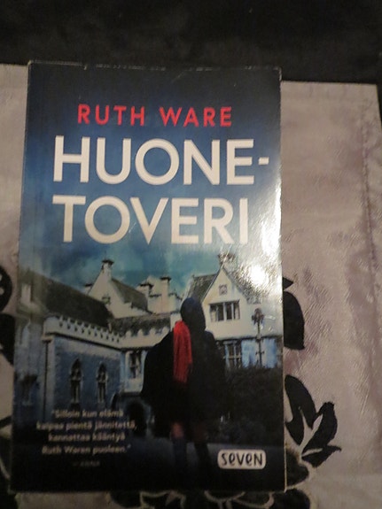 Ruth Ware - Huonetoveri
