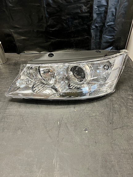 Hyundai Sonata ajovalo vasen