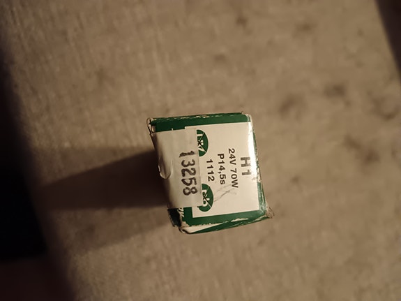 H1 polttimo 24V 70W