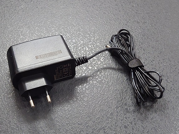 Muuntaja 12V/18W