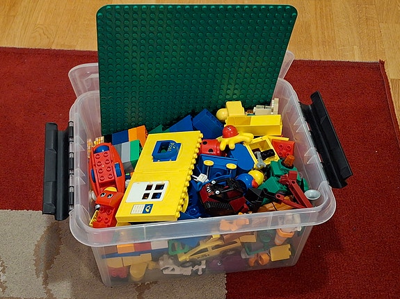 Duplo palikat ja rakennusalusta