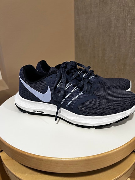 Nike Run Swift kengät 38,5
