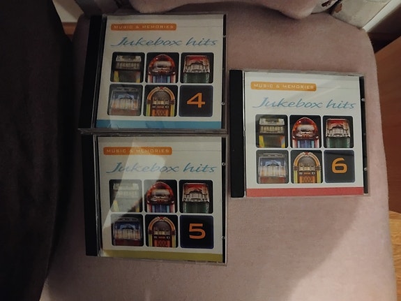 Jukebox CD levyjä 3 kpl