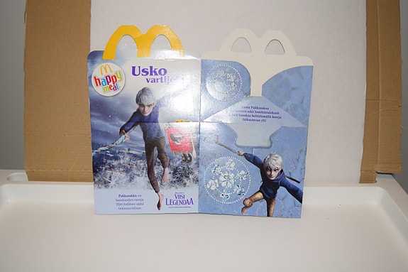 Mcdonalds's Happy meal laatikko viisi legendaa