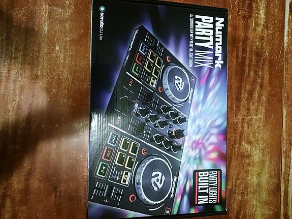 Product image 3 of 3