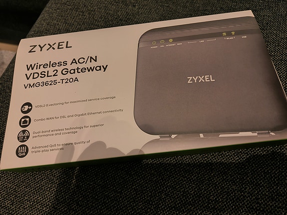 Zyxel reititin/modeemi, uusi ja käyttämätön
