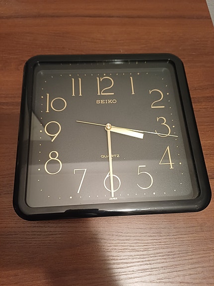 Seiko seinäkello