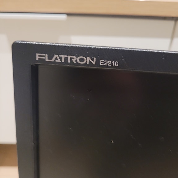 LG Flatron