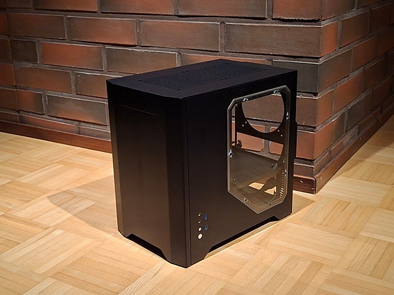 Cooltek W1 -tietokoneen kotelo (ikkunallinen)