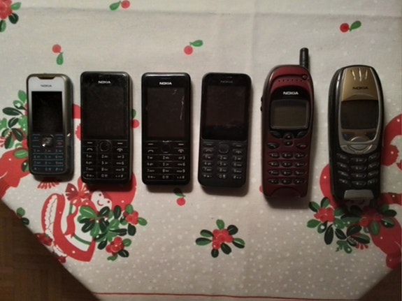 Nokia-puhelimia 6 kpl