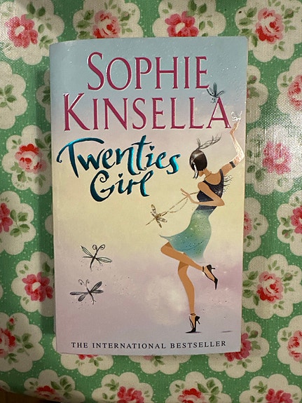 Sophie Kinsella Twenties Girl kirja