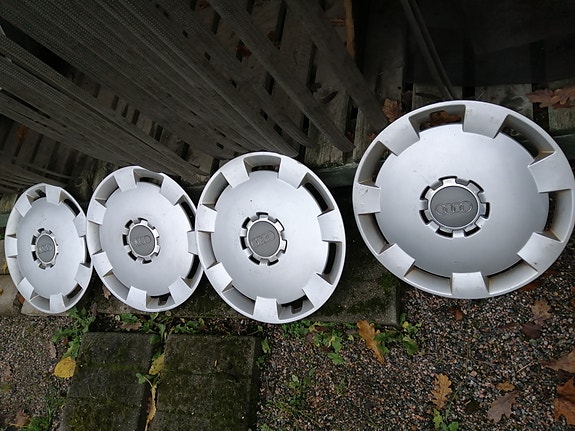 Audi 16" pölykapselit