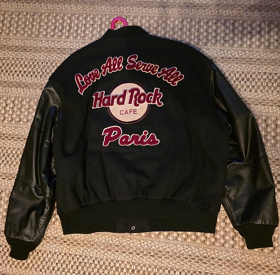 BaseBall takki Hard Rock Cafe Paris