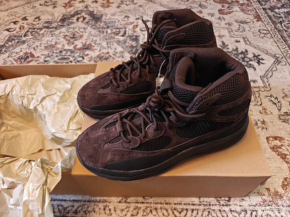 Adidas Yeezy Desert Boot Oil 13.5 DS