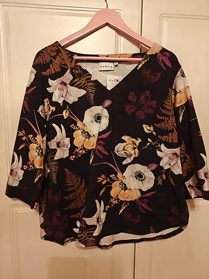 Nakoa Secret lily xxl