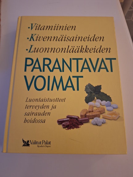 Parantavat voimat kirja