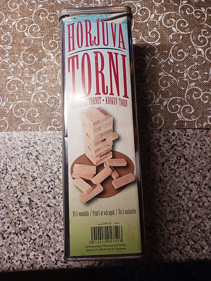 Huojuva torni