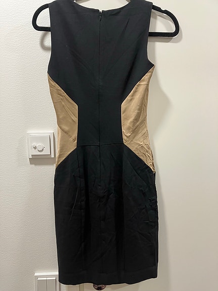 Kuin uusi Ted Baker silkkisekoitemekko Amita Dress koko 1 Black/Gold Dress.