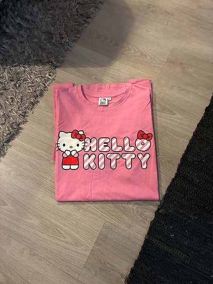 Hello Kitty vaaleanpunainen paituli / mekko / t-paita / yöpaita / pyjama, koko M