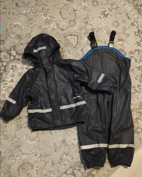 98/104 Didriksons ja Helly Hansen vuorellinen kura-asu