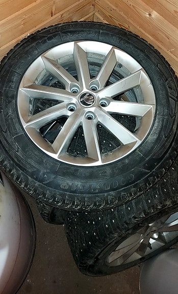 Goodyear 5x112