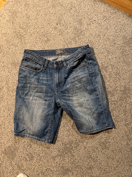 Dressmann miesten farkkushortsit