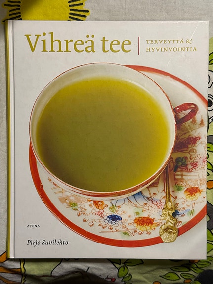 Vihreä tee - Pirjo Suvilehto