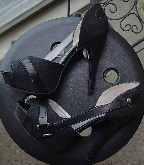Guess korkokengät heels mustat 37
