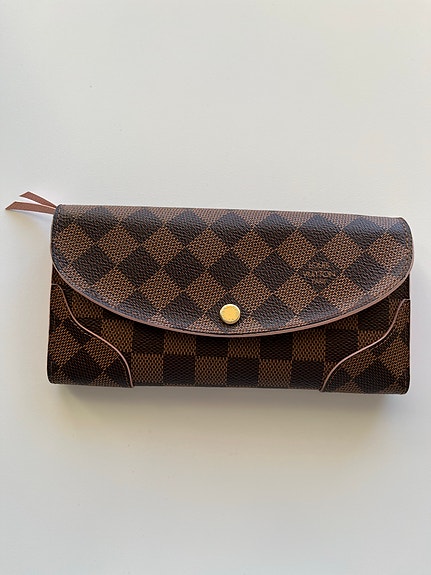 Louis Vuitton Caissa lompakko