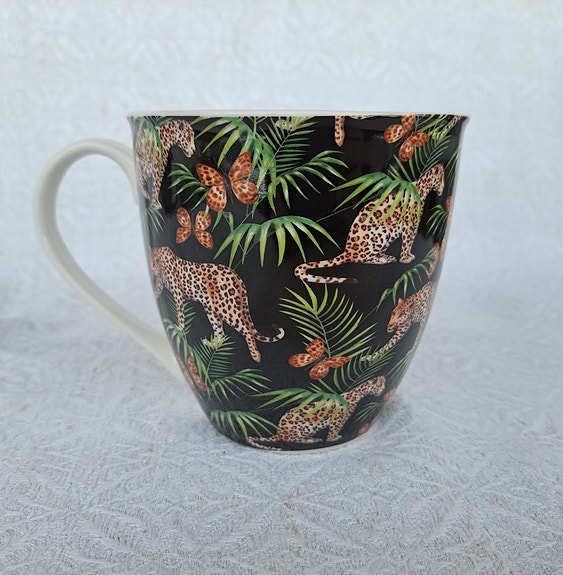 Urban Jungle-tyylinen leopardi-muki 5dl