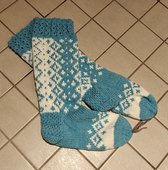 UUDET 🩵🤍 Pitkät villasukat koko 39 🧦 naisten sukat vaaleansininen valkoinen
