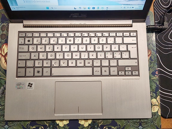 Asus UX31E NoteBook, Windows 11 Home